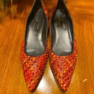 DONALD J PLINER OSMA Woven All Leather Pointed Toe flats with slight wedge heel